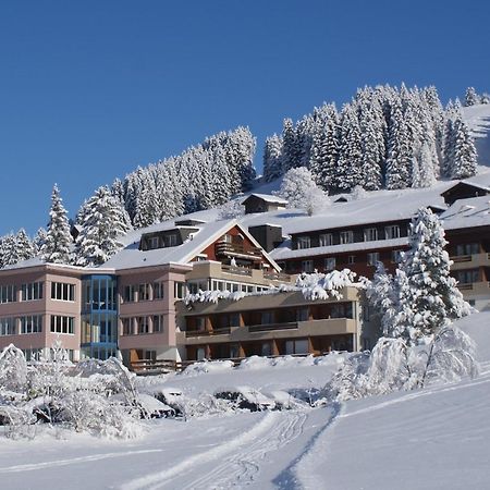 Ferien- Und Familienhotel Alpina Adelboden Eksteriør bilde