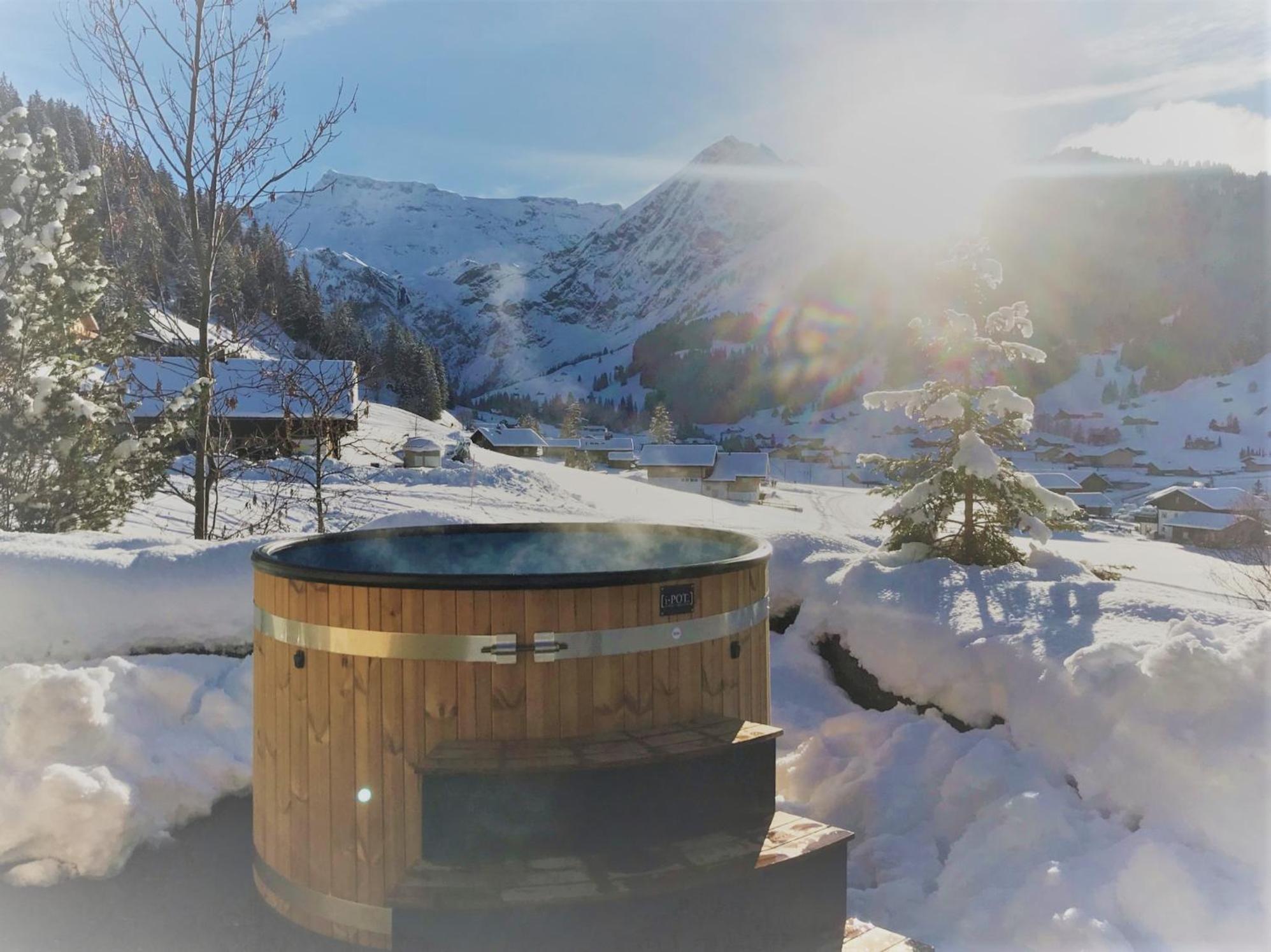 Ferien- Und Familienhotel Alpina Adelboden Eksteriør bilde